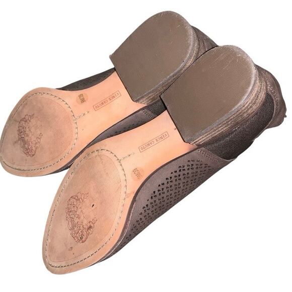 Vince Camuto Suede Pull On Brown Leather Perforated Low Heel Ankle Boots Sz 9M - Picture 4 of 12